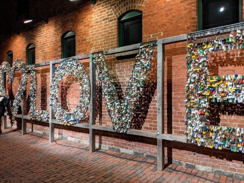 Taking a Romantic Stroll Through Toronto’s Distillery District: Tips & Tricks