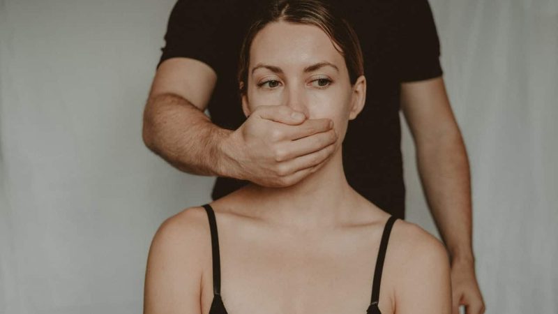 The Power of Control: Discovering the Desire Outside the Borders