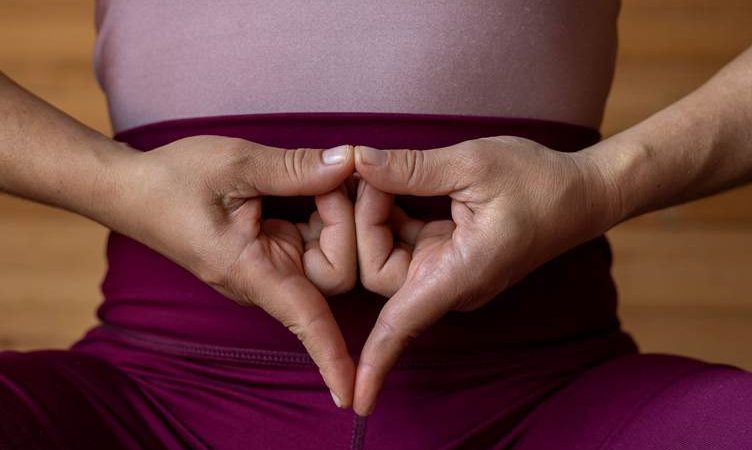 Yoni Massage Ritual for Feminine Energy Awakening, Emotional Release & Healing